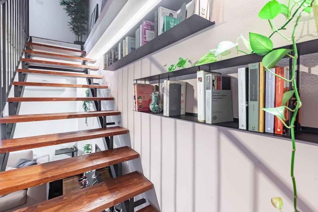 Elegante Loft Su 2 Piani A 5 Minuti Da San Siro Milão Exterior foto